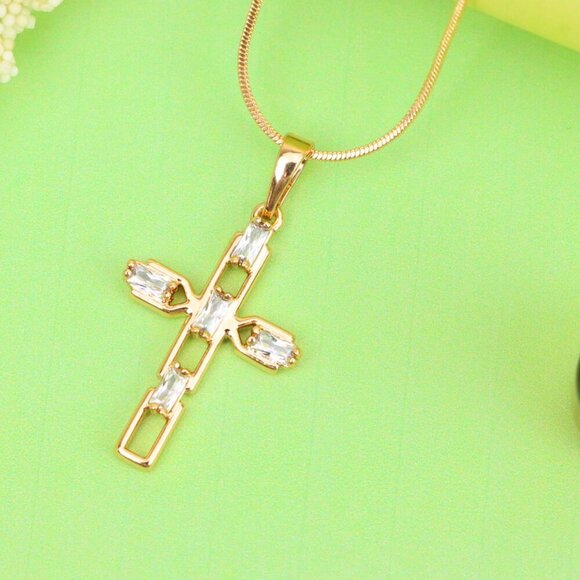 "Rose Gold Cross Pendant with Baguette-Cut White Stones Design, XPPT1607 - Picture 8 of 12